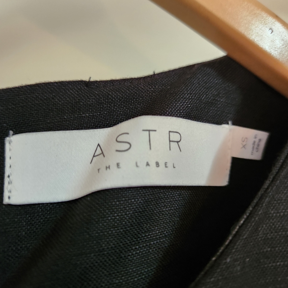 ASTR The Label Dress Women's Linen Blend Ruffle Wrap Dress‎ Black Extra Small XS - Picture 3 of 9
